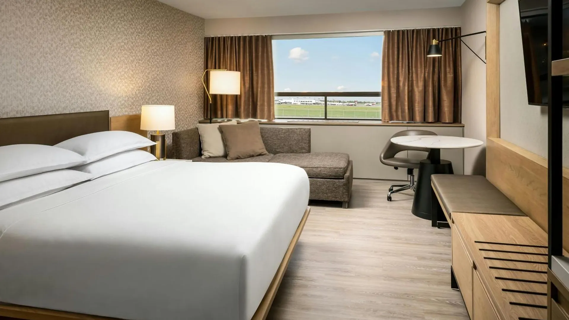 Sheraton Montreal Airport Hotel Dorval