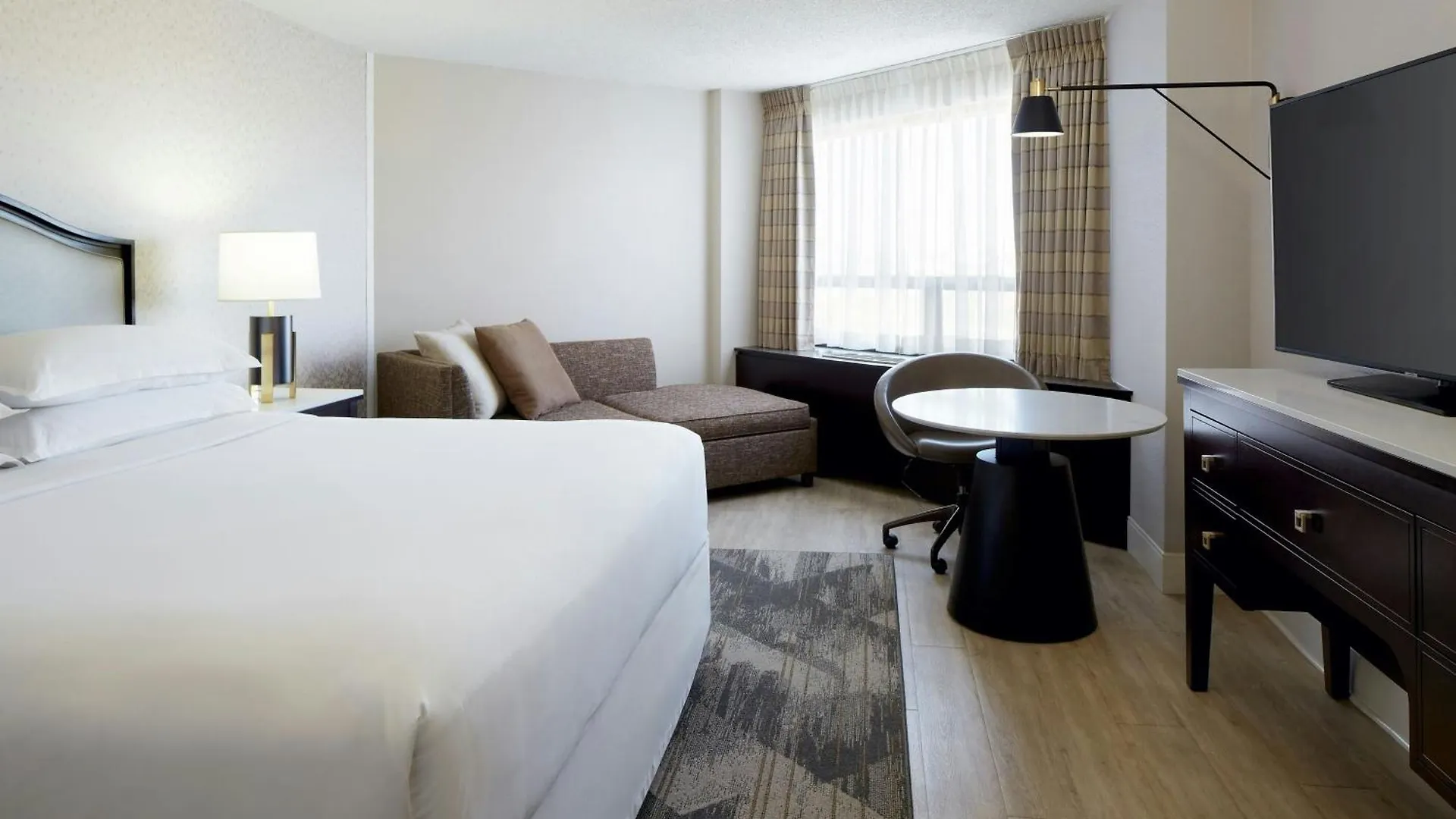 Sheraton Montreal Airport Hotel Dorval